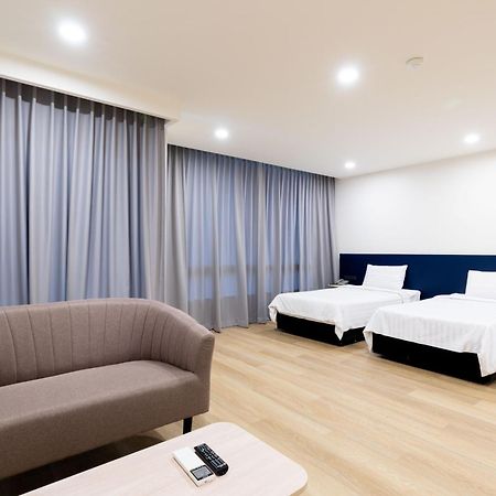 Ca Hotel And Residence Phuket - Sha Extra Plus Exterior photo