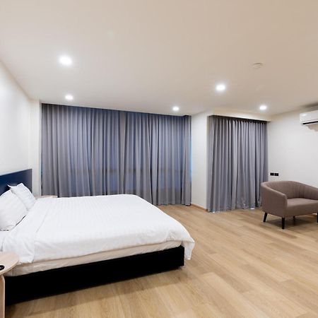 Ca Hotel And Residence Phuket - Sha Extra Plus Exterior photo