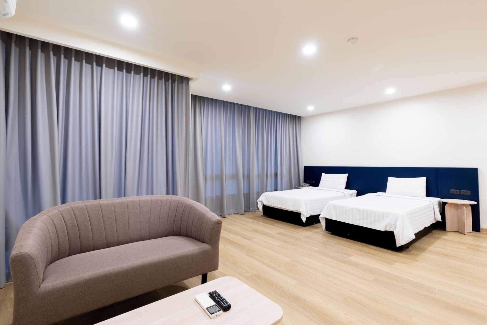 Ca Hotel And Residence Phuket - Sha Extra Plus Exterior photo