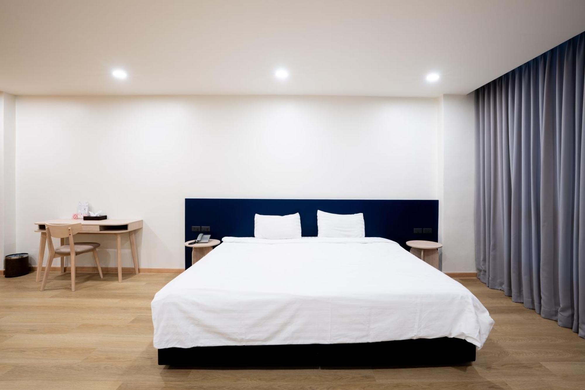 Ca Hotel And Residence Phuket - Sha Extra Plus Exterior photo