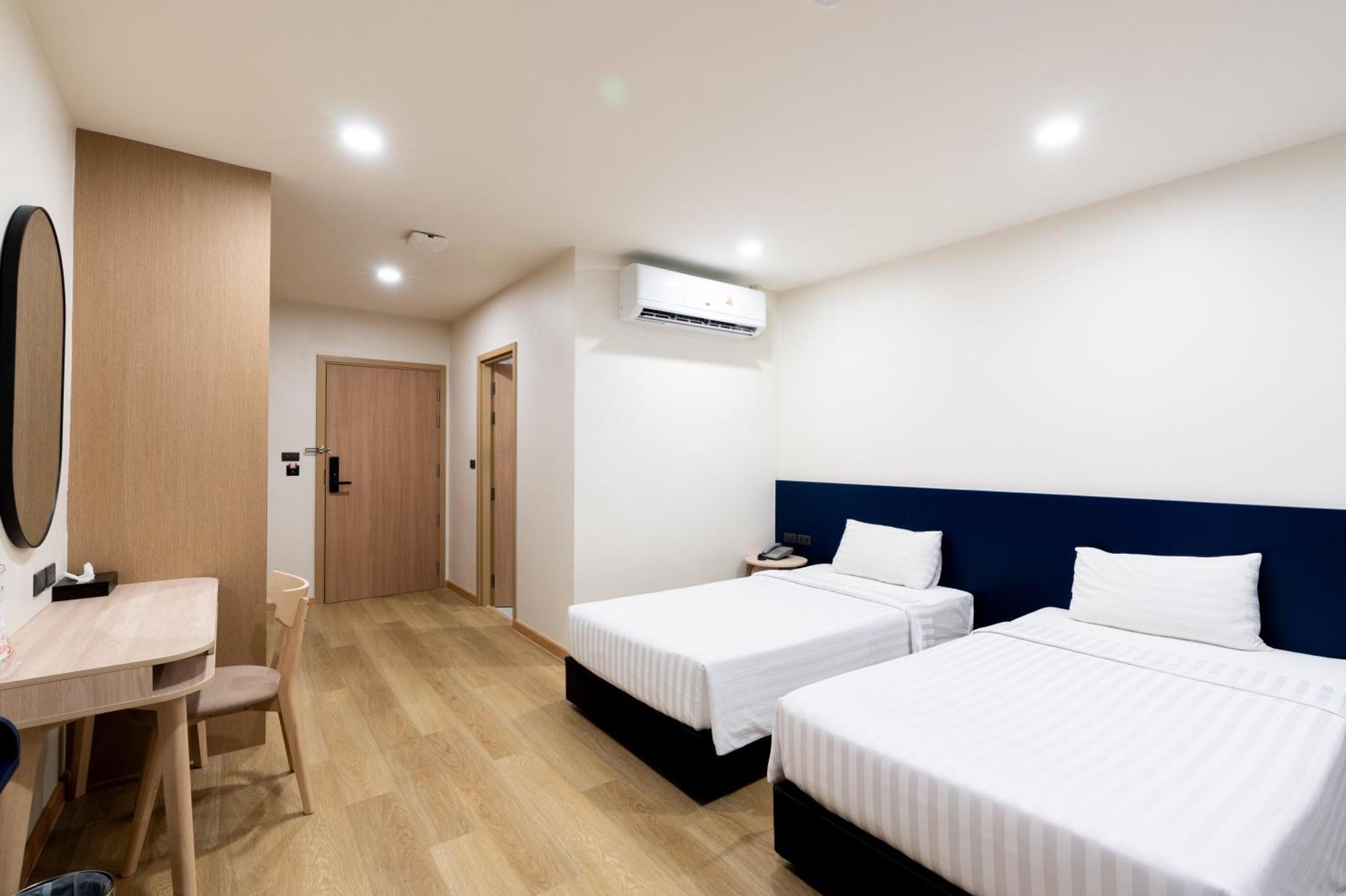 Ca Hotel And Residence Phuket - Sha Extra Plus Exterior photo