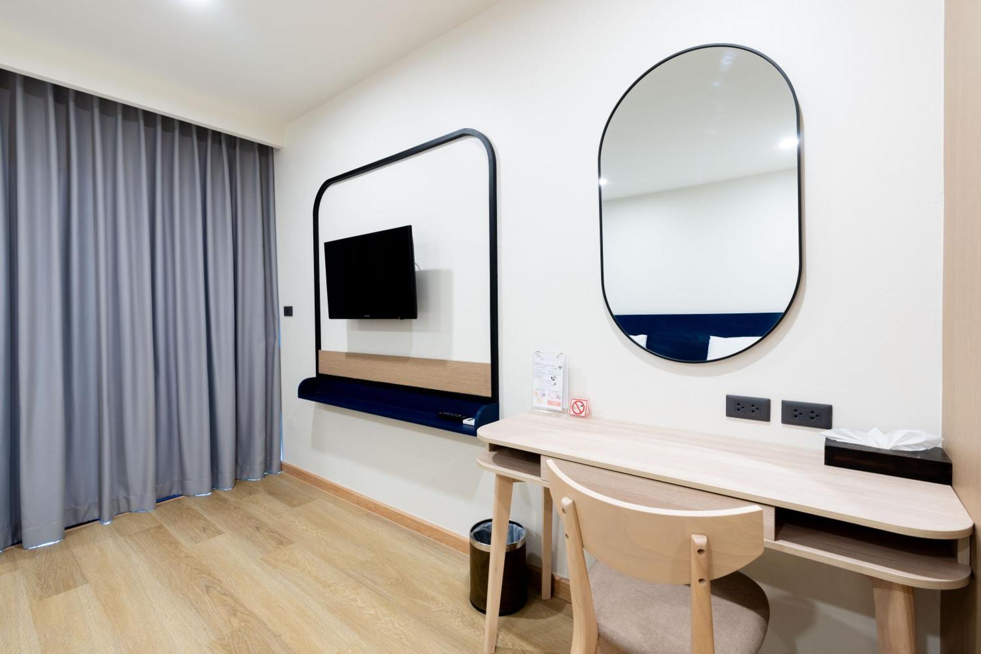 Ca Hotel And Residence Phuket - Sha Extra Plus Exterior photo