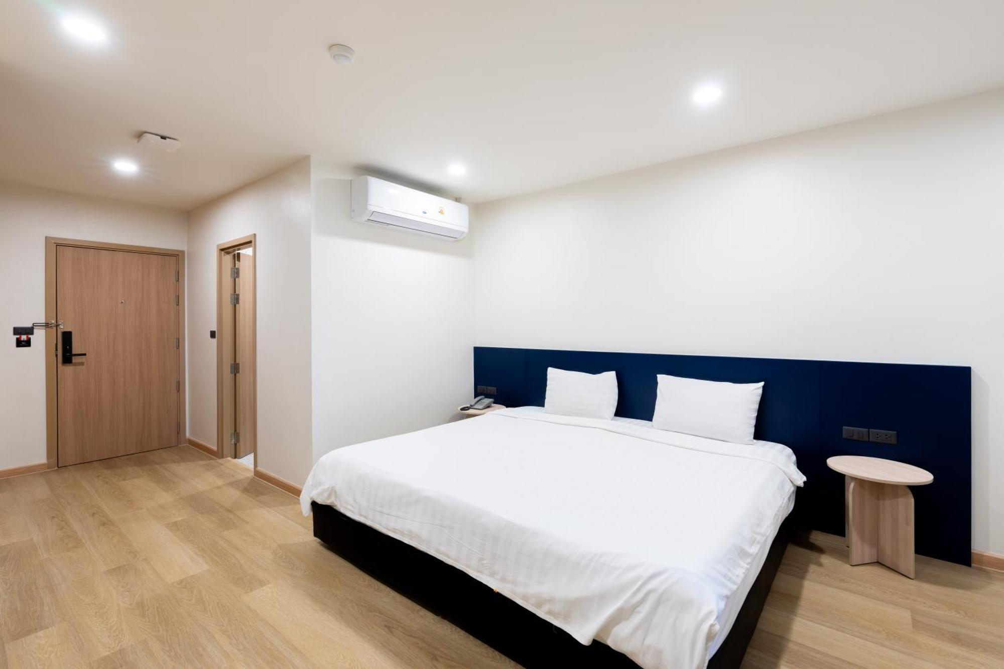 Ca Hotel And Residence Phuket - Sha Extra Plus Exterior photo